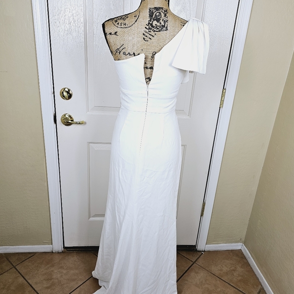 AFTER SIX Bowed One-Shoulder Trumpet Gown - Picture 6 of 10